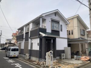 泉大津市M様邸の外壁・屋根塗装施工後の外観