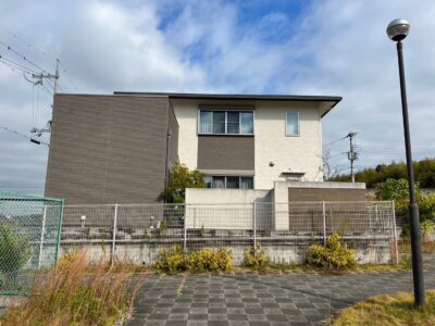 【和泉市】N様邸 外壁・屋根塗装施工事例｜美観再生と高耐候塗料で15年先も安心の住まいに
